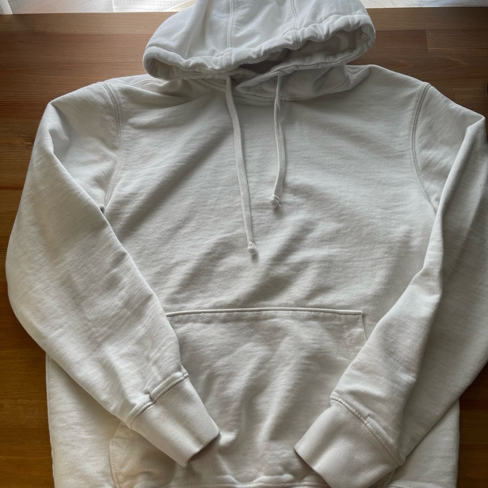Mens American Eagle white sweatshirt